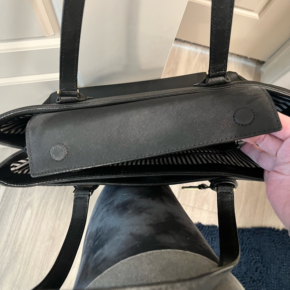 Kate Spade Classic Black Tote - Picture 2 of 5